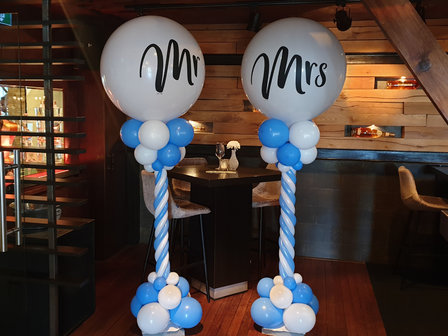 Lovedeco - Luxe ballonpilaar Mr & Mrs blauw wit