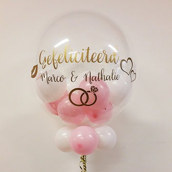 Lovedeco - Bubble ballon met eigen tekst gevuld met ballonnetjes, gefeliciteerd Marco en Nathalie bruiloft, roze wit goud 