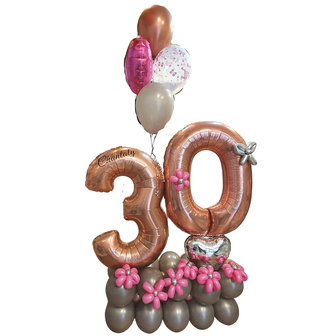 Lovedeco - Cijfer ballonboeket Hanife 30 jaar rose goud, zilver en fuchsia