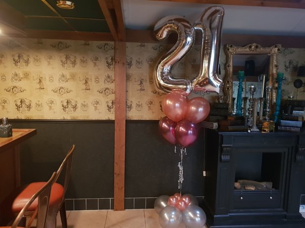 lovedeco - Standaard cijfer ballonboeket rosegold/Burgundy 21 jaar 